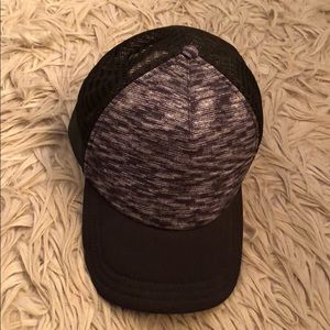 Lululemon what SUP hat